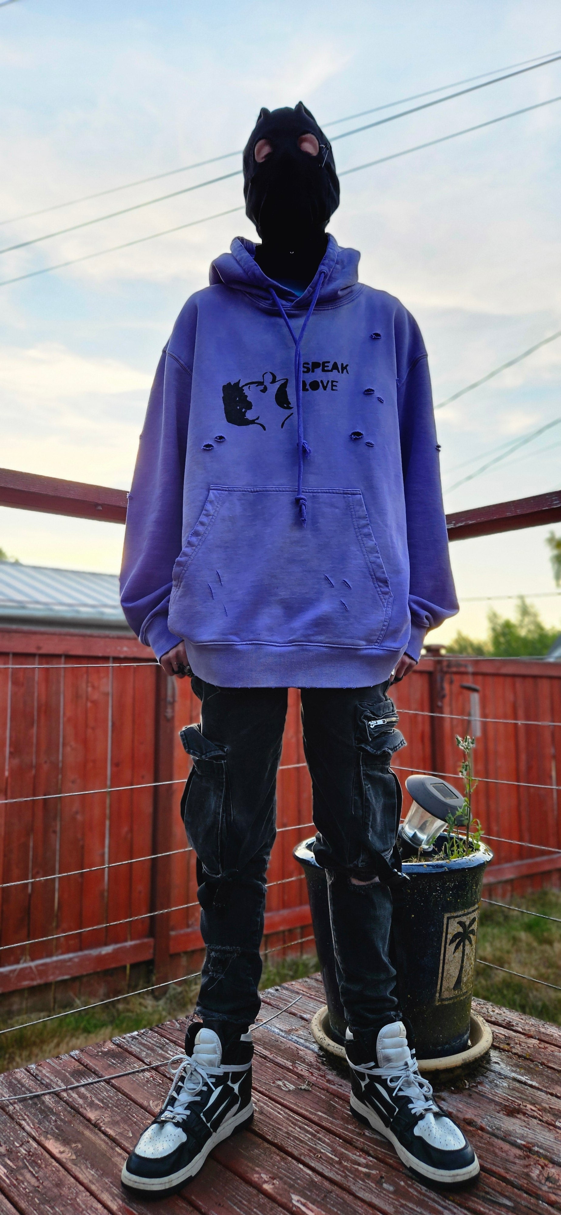 pear's 'speak love' heavyweight hoodie