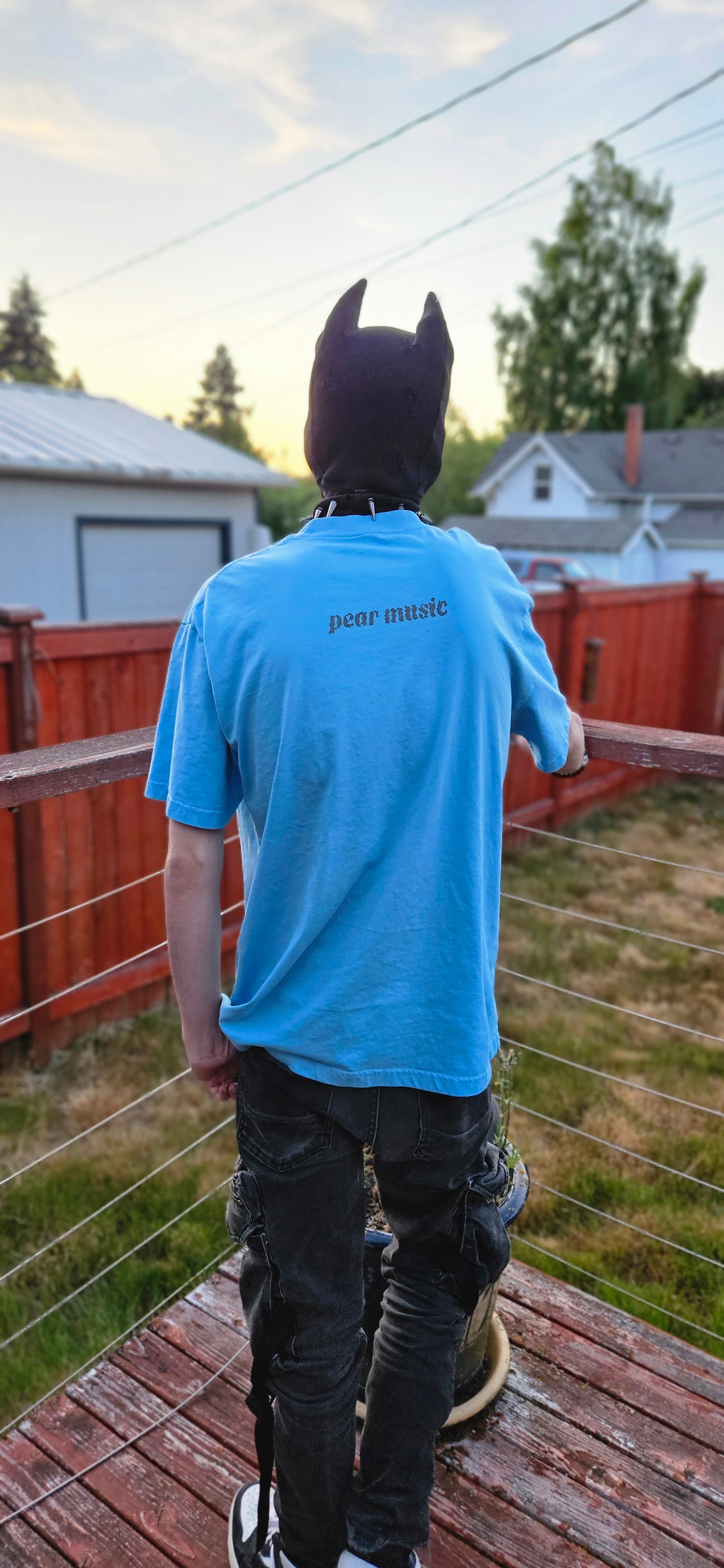 pear's 'listen first' Oversize Tee